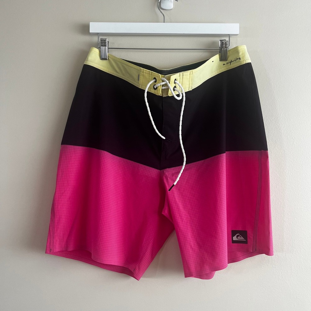 Quiksilver Highline boardshorts L hot pink black‎ neon colorblock surf shorts